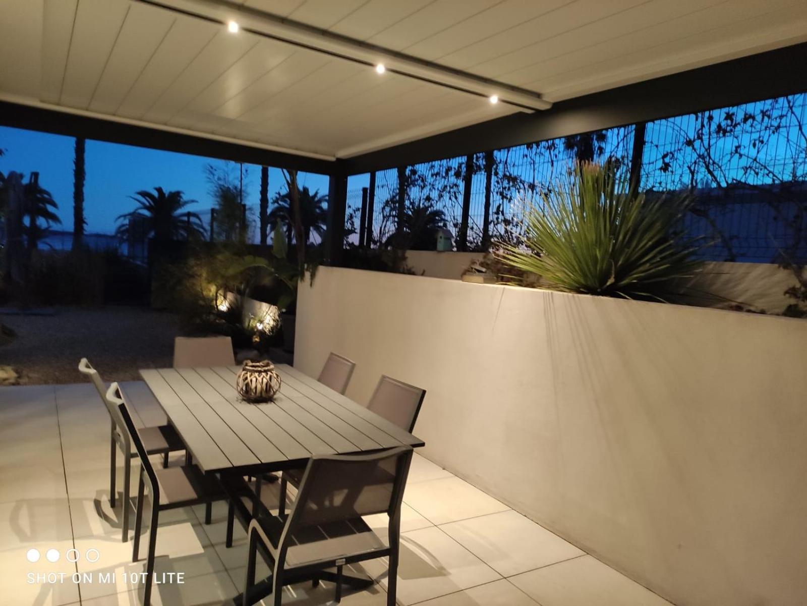 شقة O Fil De L'Eau Bandol - App A05 - T3 Avec Jardin Et Terrasse المظهر الخارجي الصورة